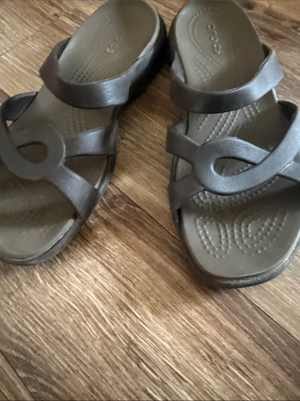 CROCS Women's Brown Strappy Slip-On Sandals - Picture 5 of 10